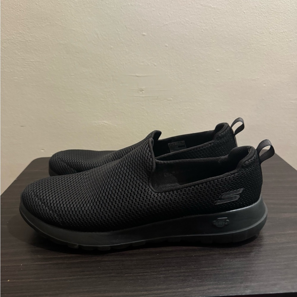 SKECHERS GOGA MAX SLIP ON SNEAKER SHOES